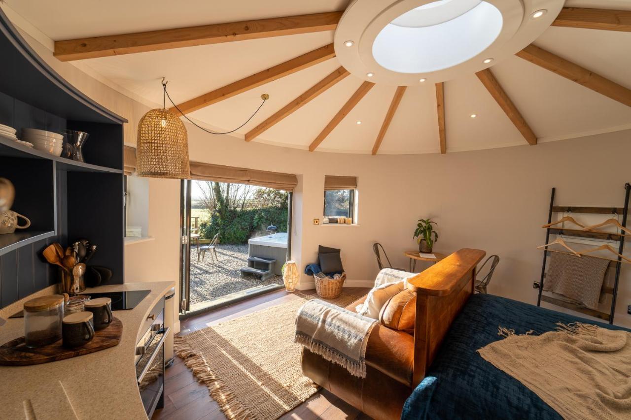 East Thorne Glamping Villa Бюд Екстериор снимка