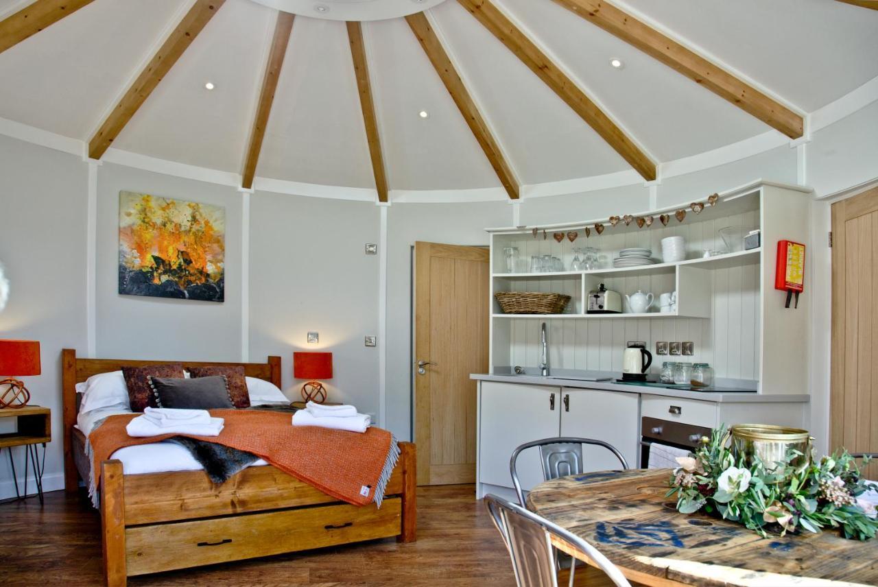 East Thorne Glamping Villa Бюд Екстериор снимка