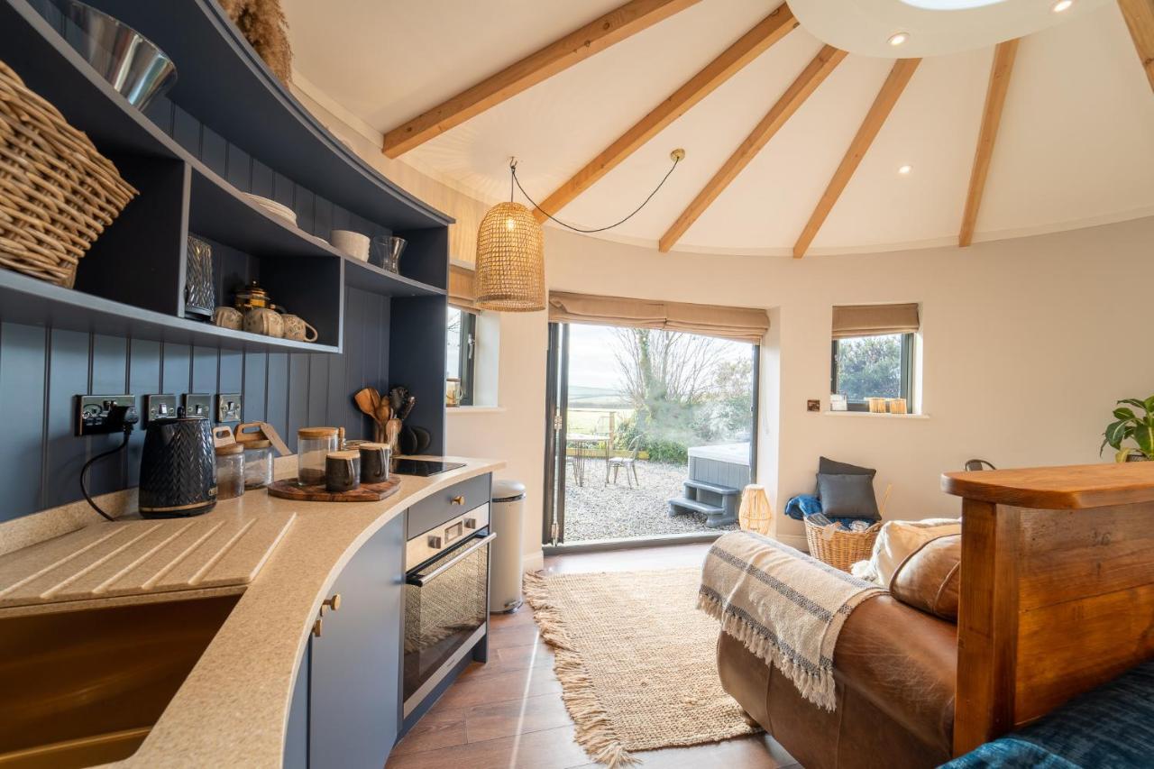 East Thorne Glamping Villa Бюд Екстериор снимка
