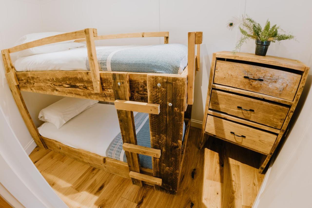 East Thorne Glamping Villa Бюд Екстериор снимка